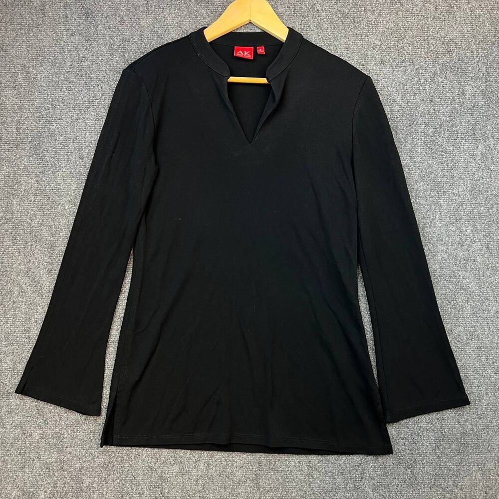 AK Anne Klein Black Knit Top Sweater Size S Made in Macau Rayon Nylon Stretch